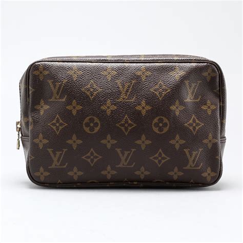 louis vuitton trousse|Louis Vuitton monogram toiletry bag.